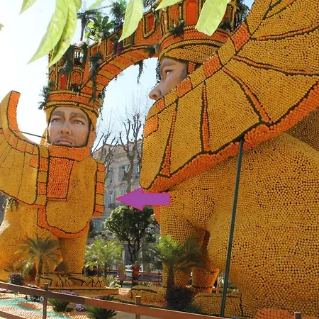 Penelope Belle Vue マントン