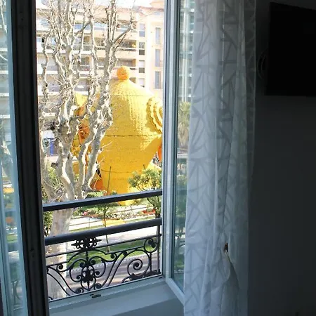 Penelope Belle Vue Menton