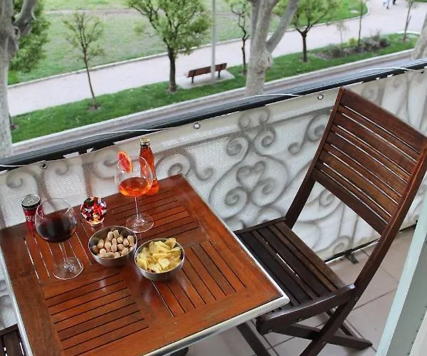 Διαμέρισμα Penelope Belle Vue Μεντόν