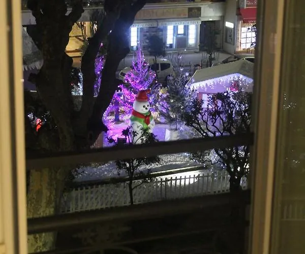 Penelope Belle Vue Μεντόν